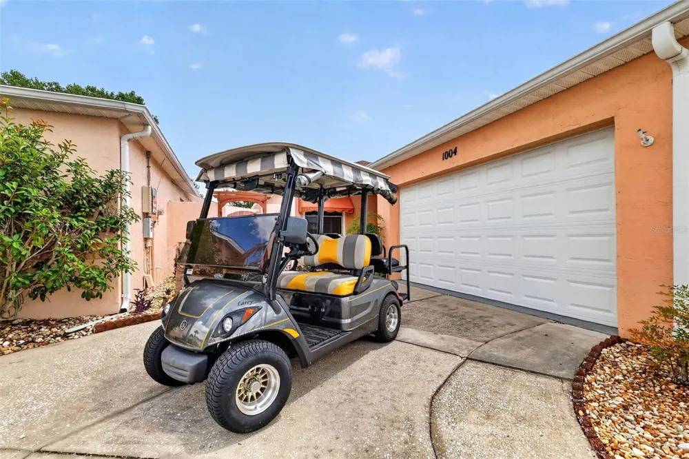 1004 LAREDO LANE Lady Lake, FL 32159