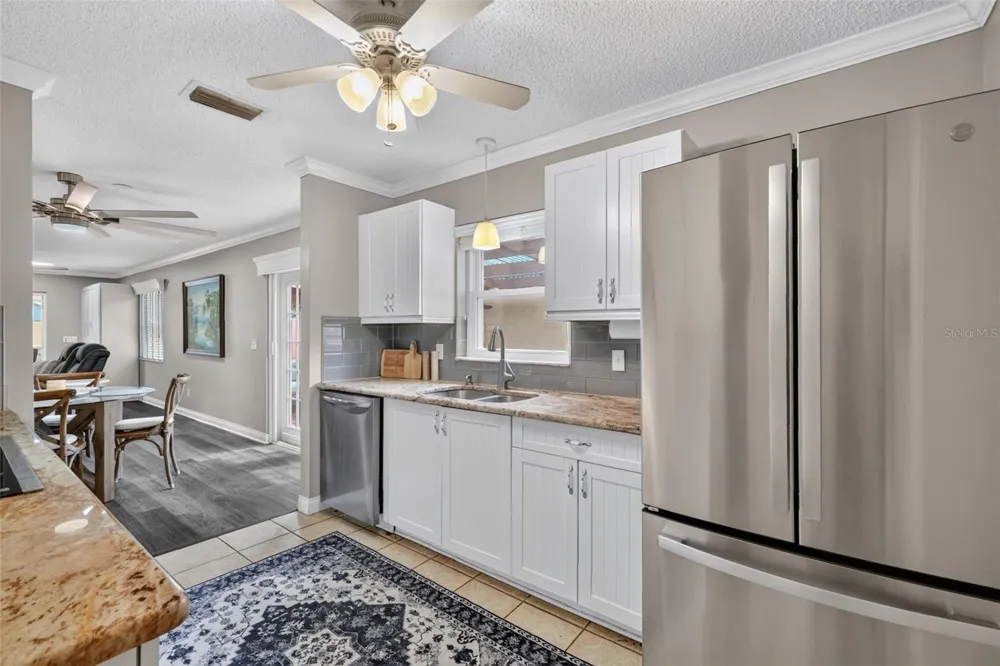 1004 LAREDO LANE Lady Lake, FL 32159