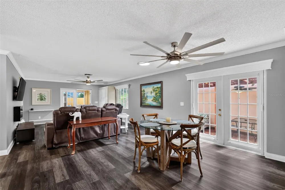 1004 LAREDO LANE Lady Lake, FL 32159