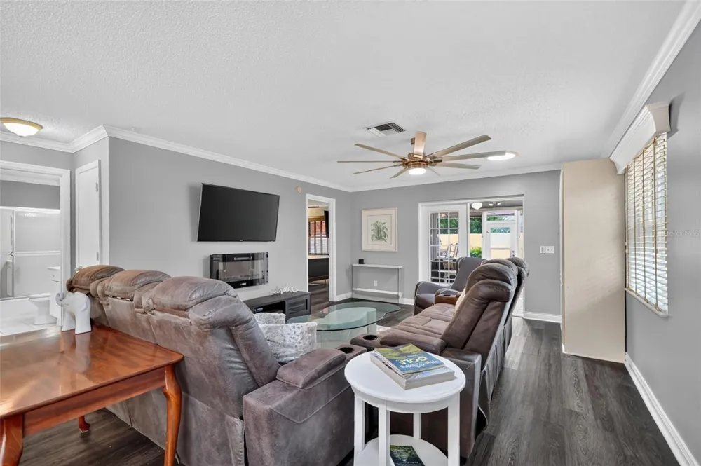 1004 LAREDO LANE Lady Lake, FL 32159