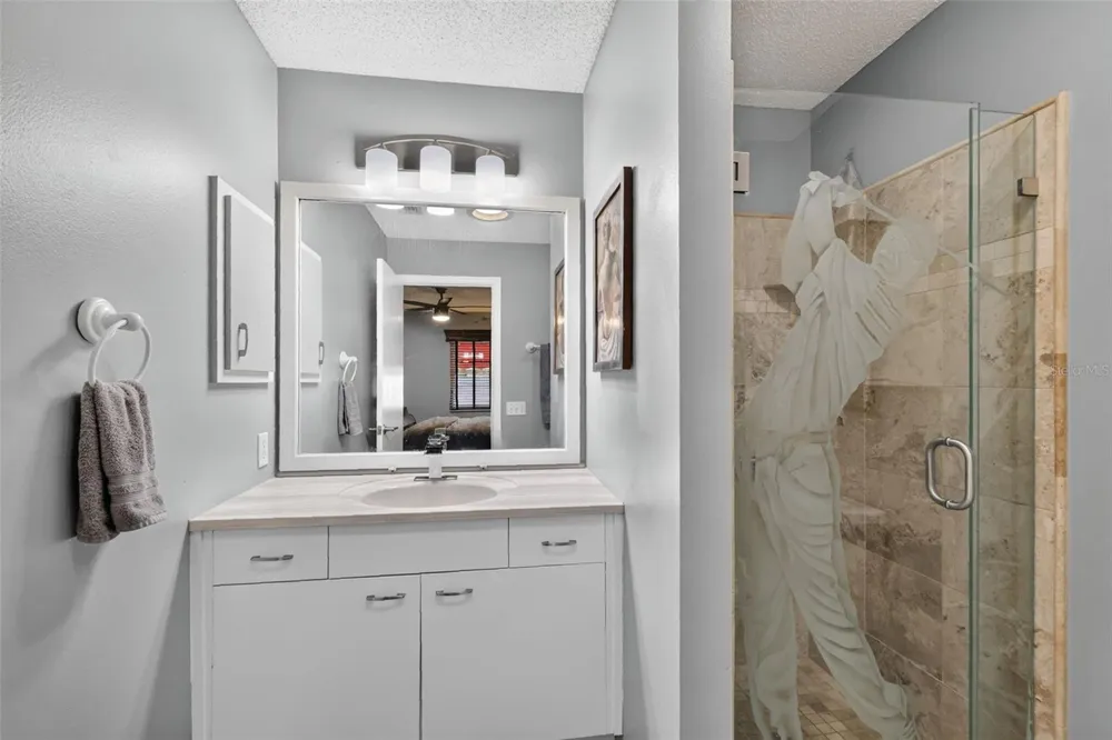 1004 LAREDO LANE Lady Lake, FL 32159