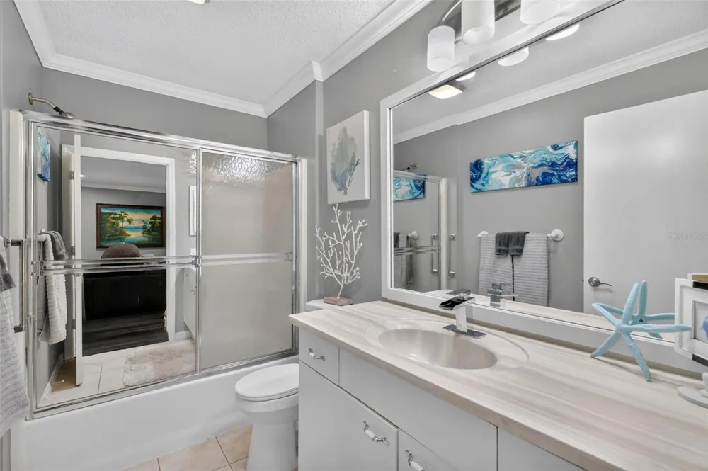 1004 LAREDO LANE Lady Lake, FL 32159