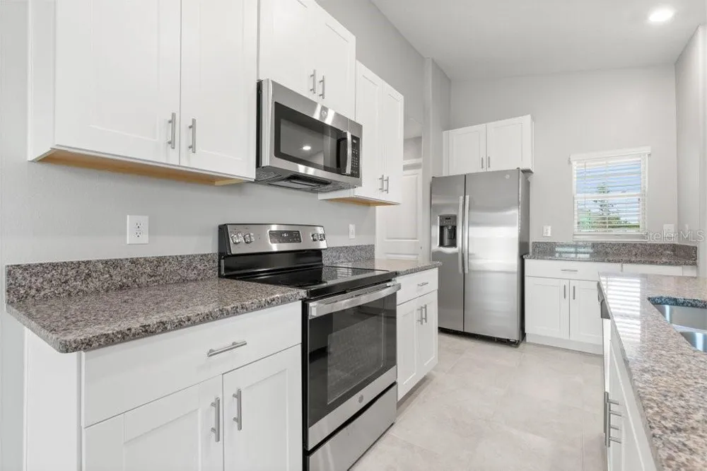 7110 AMELIA COVE COURT Sun City Center, FL 33573