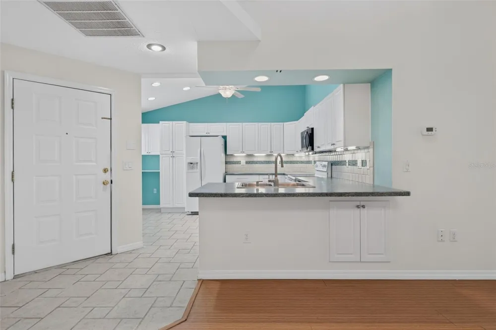 5626 MONTE ROSSO ROAD Sarasota, FL 34243