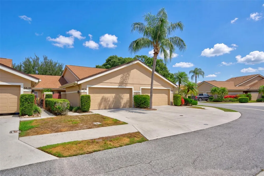 5626 MONTE ROSSO ROAD Sarasota, FL 34243