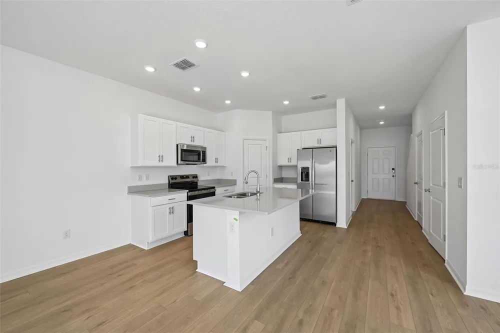 10713 ECLIPSE STREET Sarasota, FL 34241
