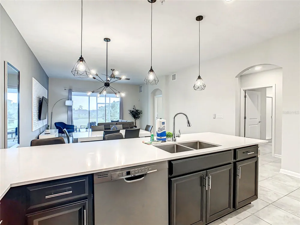 1159 CHALLENGE DRIVE #1159 Davenport, FL 33896