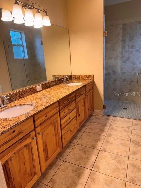 6803 LOCKINGTON COURT Tampa, FL 33625