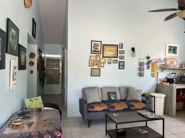 200 HC-02 BOX 14110 , PUERTO RICO Vieques, PR 00765