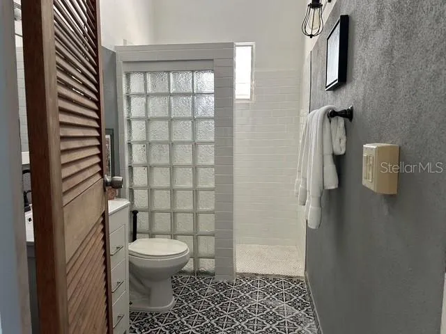 200 HC-02 BOX 14110 , PUERTO RICO Vieques, PR 00765