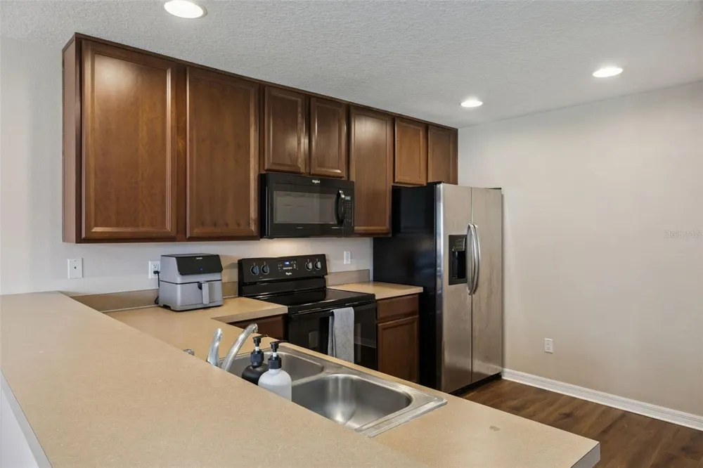 4246 TRIDENT POINT Oviedo, FL 32765