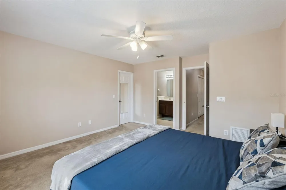 4246 TRIDENT POINT Oviedo, FL 32765
