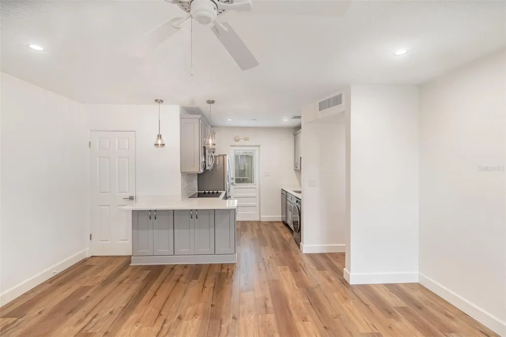 151 ORLANDO AVENUE #207 Winter Park, FL 32789