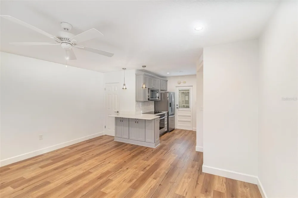 151 ORLANDO AVENUE #207 Winter Park, FL 32789