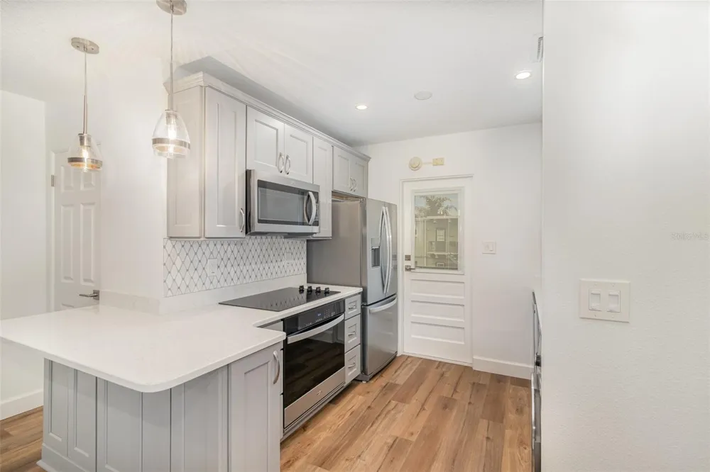 151 ORLANDO AVENUE #207 Winter Park, FL 32789