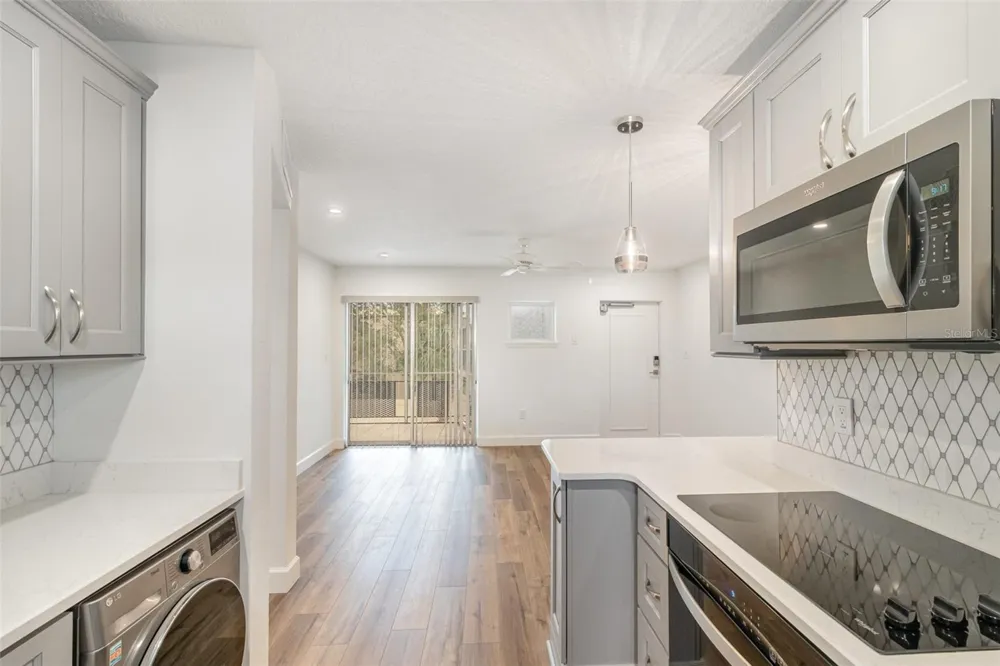 151 ORLANDO AVENUE #207 Winter Park, FL 32789