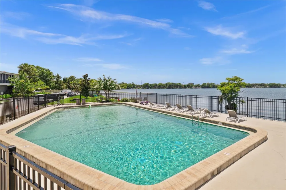 151 ORLANDO AVENUE #207 Winter Park, FL 32789