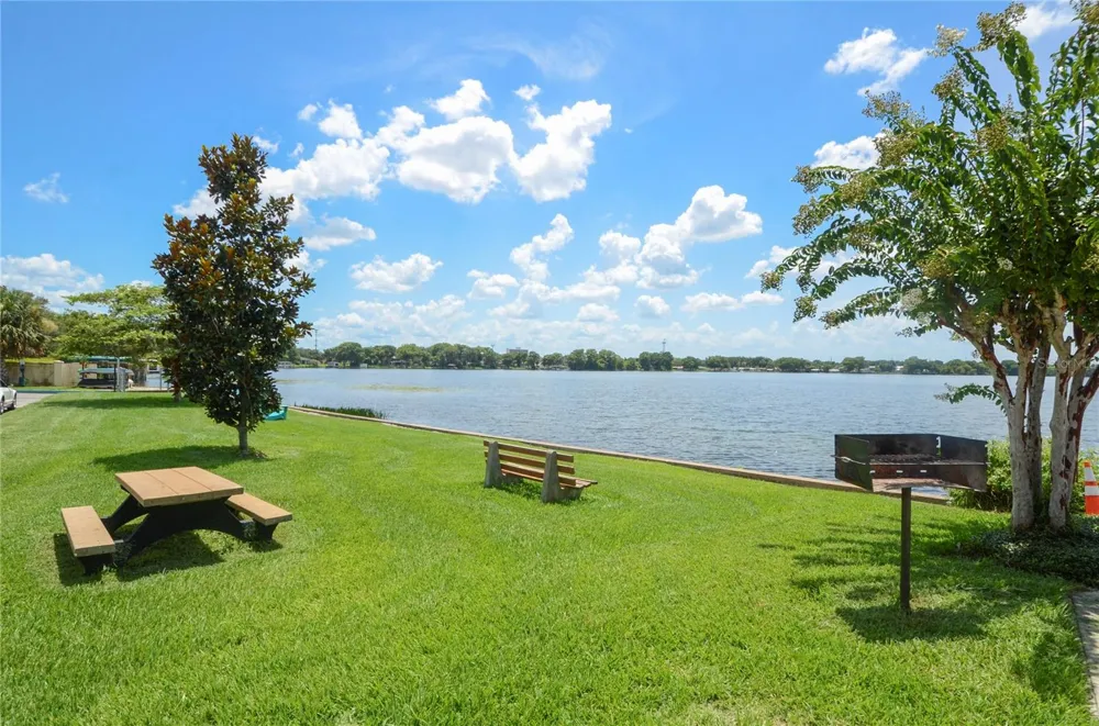 151 ORLANDO AVENUE #207 Winter Park, FL 32789