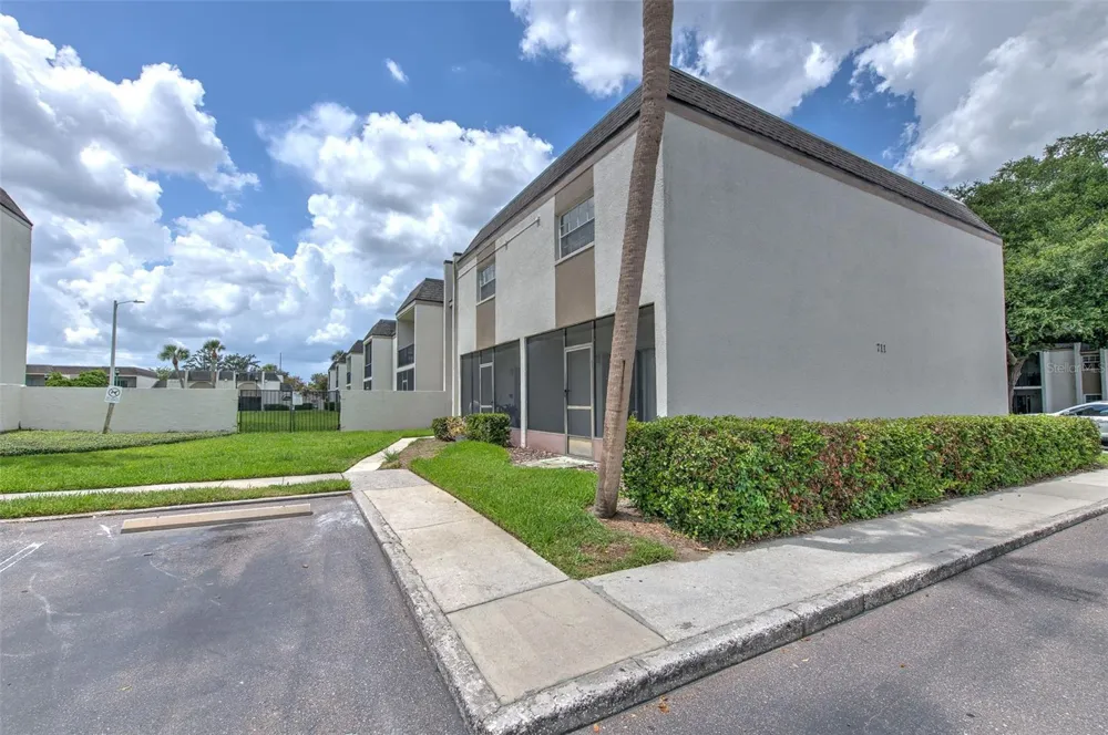 711 RUSSELL LANE #134 Brandon, FL 33510