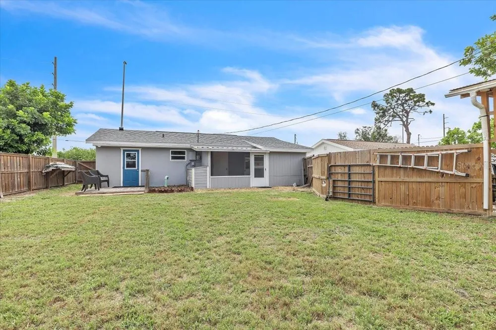 1144 PINE STREET Englewood, FL 34223