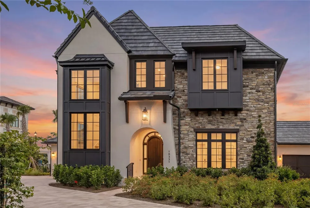 10331 WINTER SPARKLE CIRCLE Golden Oak, FL 32836