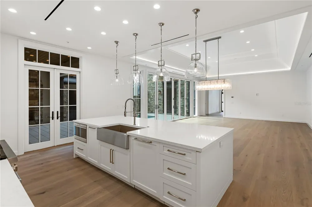 10331 WINTER SPARKLE CIRCLE Golden Oak, FL 32836