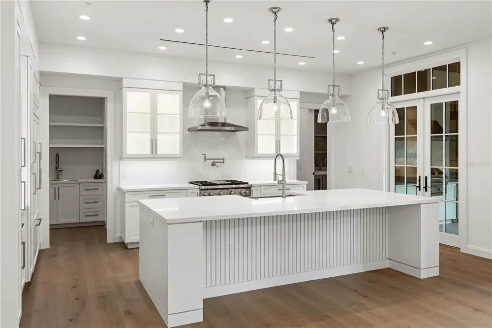 10331 WINTER SPARKLE CIRCLE Golden Oak, FL 32836
