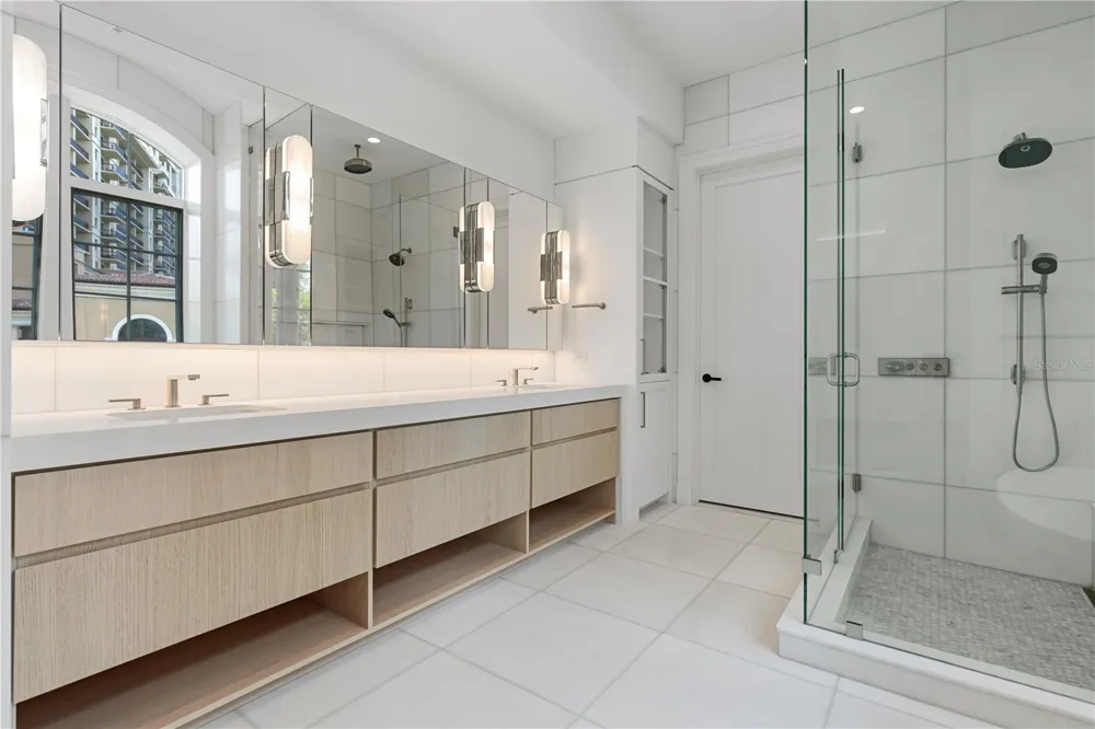 10331 WINTER SPARKLE CIRCLE Golden Oak, FL 32836