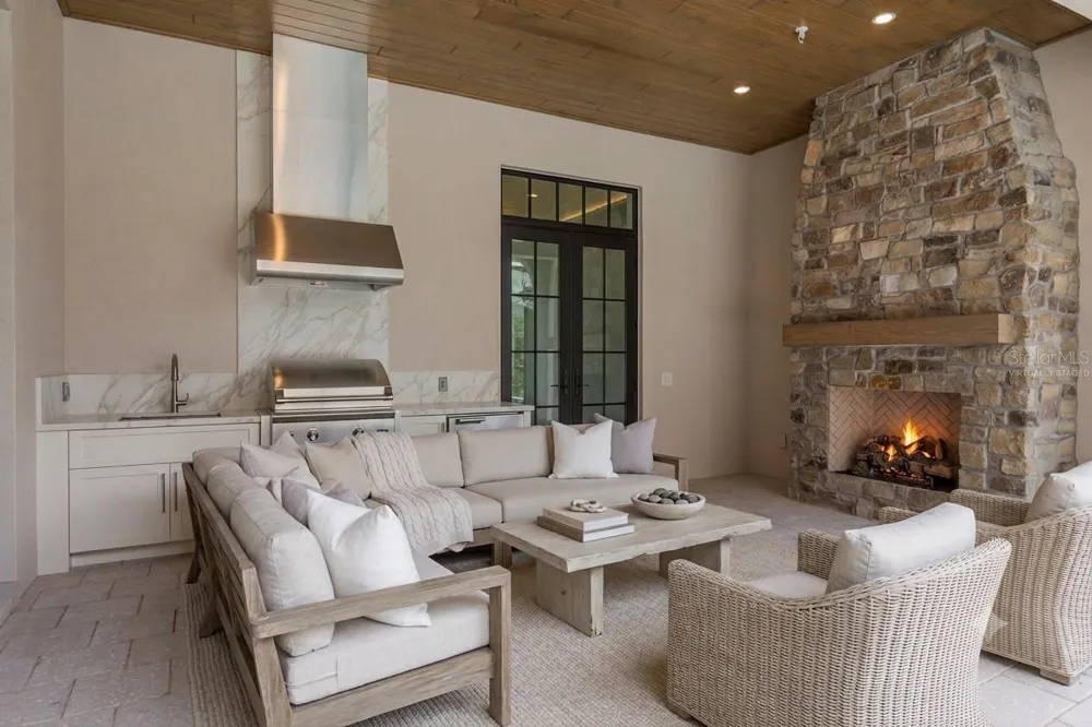 10331 WINTER SPARKLE CIRCLE Golden Oak, FL 32836