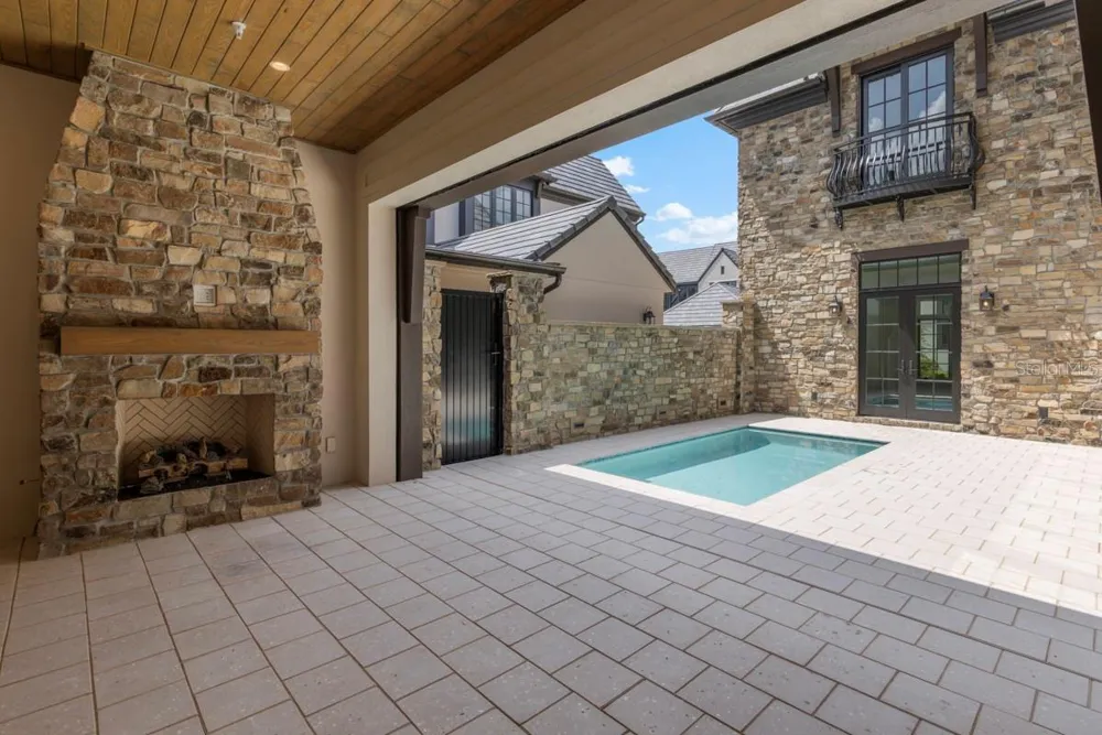 10331 WINTER SPARKLE CIRCLE Golden Oak, FL 32836