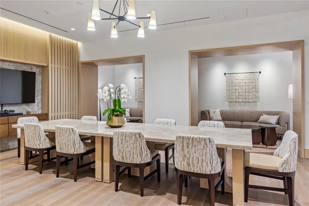 10331 WINTER SPARKLE CIRCLE Golden Oak, FL 32836