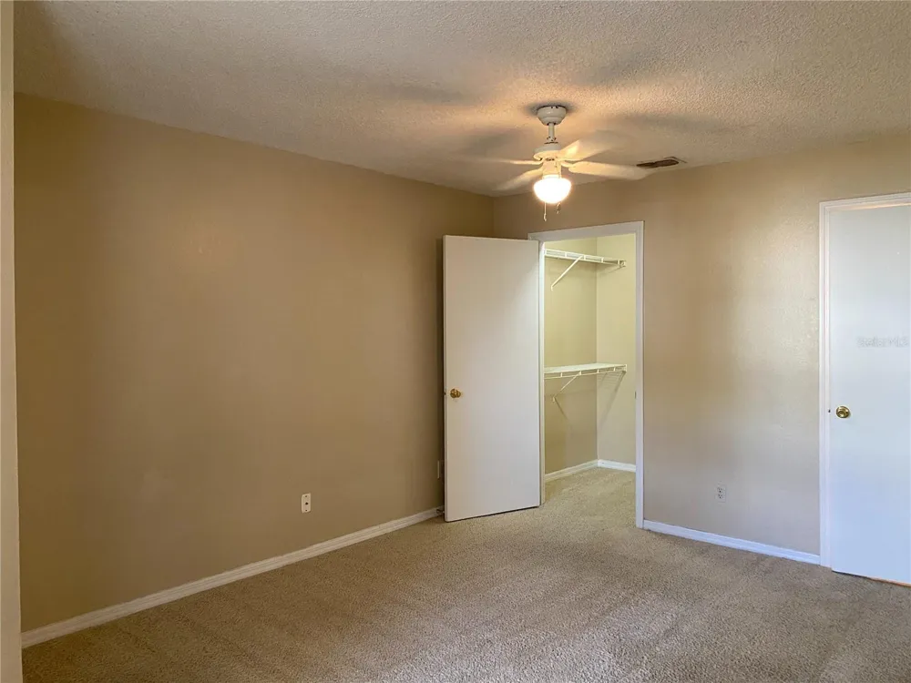 1057 S HIAWASSEE ROAD #1912 Orlando, FL 32835