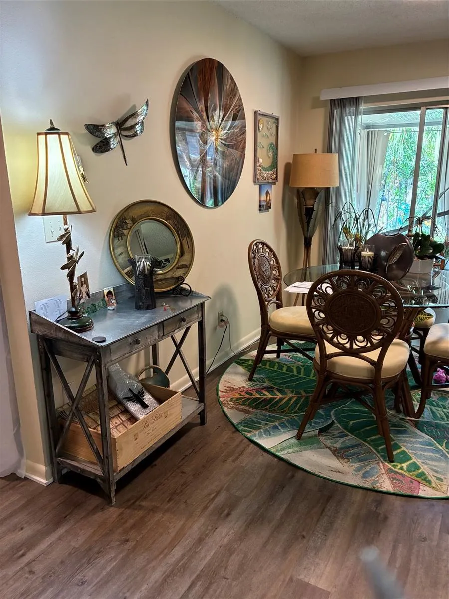 142 S SIMPSON STREET Mount Dora, FL 32757