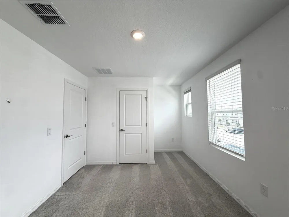 3187 SKYLINE LOOP Poinciana, FL 34758
