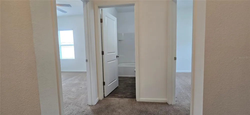 15660 MERLIN AVENUE Mascotte, FL 34753