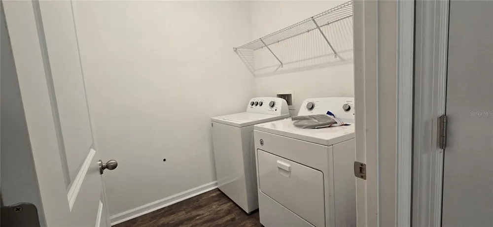 15660 MERLIN AVENUE Mascotte, FL 34753