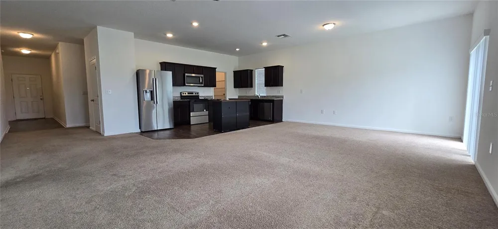 15660 MERLIN AVENUE Mascotte, FL 34753