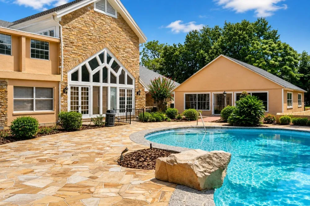 1041 SWEETWATER CLUB BOULEVARD Longwood, FL 32779