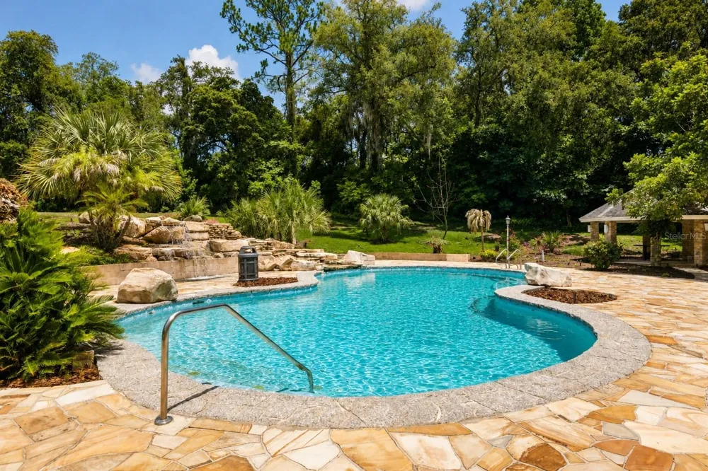 1041 SWEETWATER CLUB BOULEVARD Longwood, FL 32779