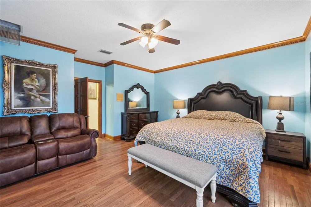 1041 SWEETWATER CLUB BOULEVARD Longwood, FL 32779
