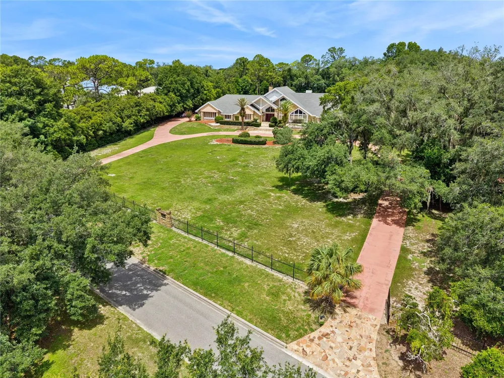 1041 SWEETWATER CLUB BOULEVARD Longwood, FL 32779