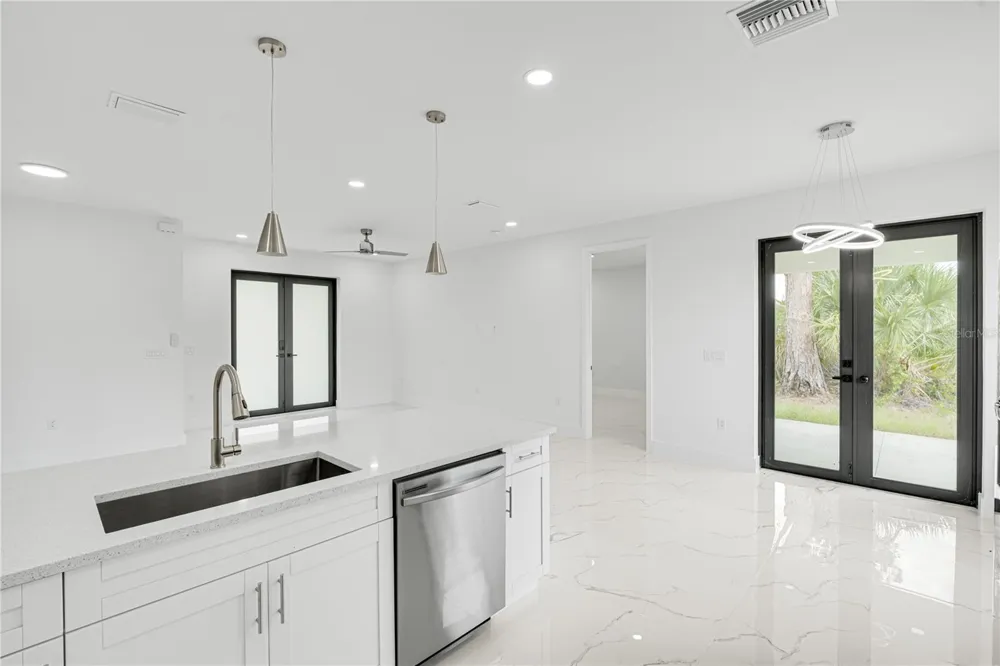 153 AUSTRALIAN DRIVE Rotonda West, FL 33947