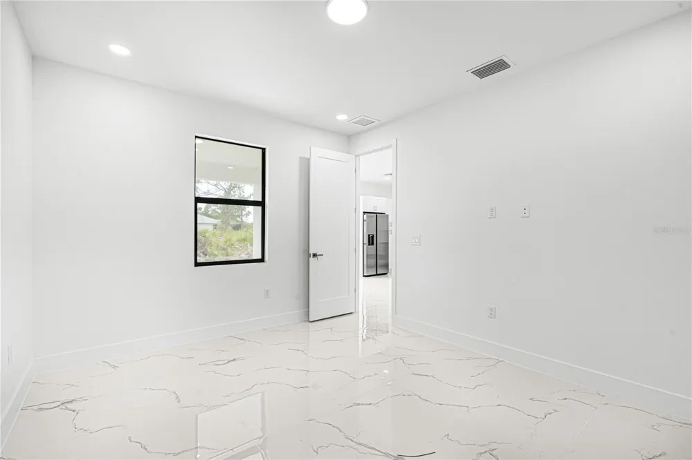 153 AUSTRALIAN DRIVE Rotonda West, FL 33947