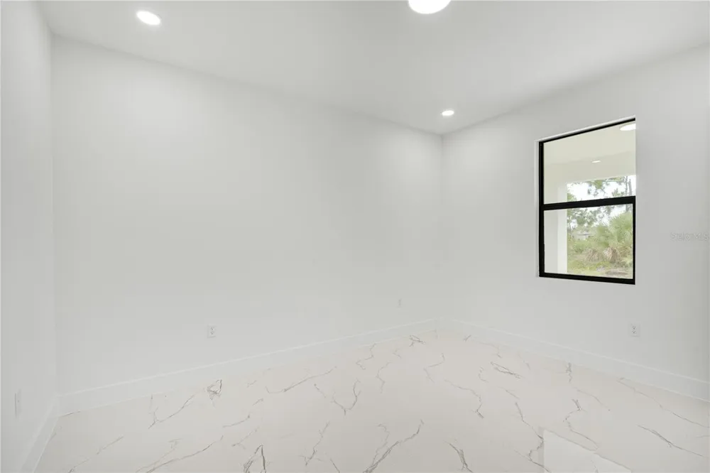 153 AUSTRALIAN DRIVE Rotonda West, FL 33947