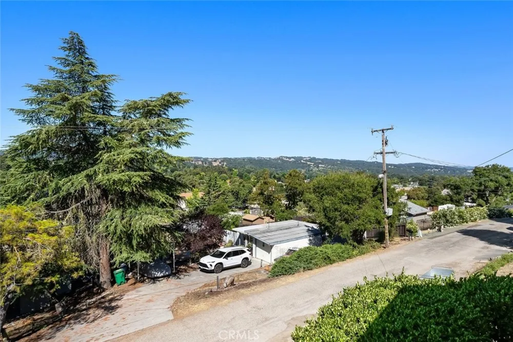5675 Hermosilla Avenue Atascadero, CA 93422