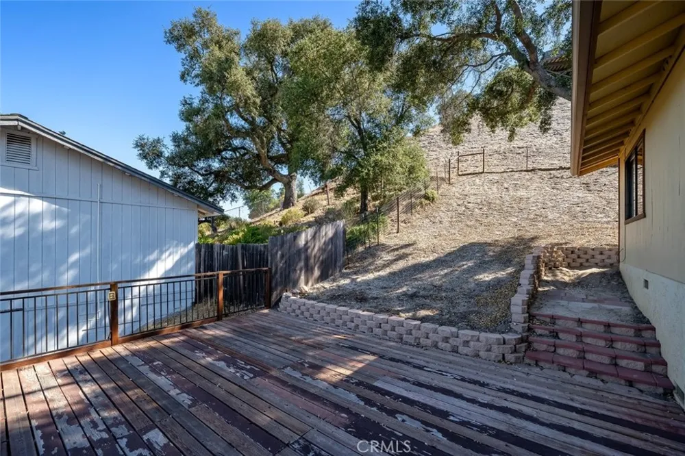 5675 Hermosilla Avenue Atascadero, CA 93422