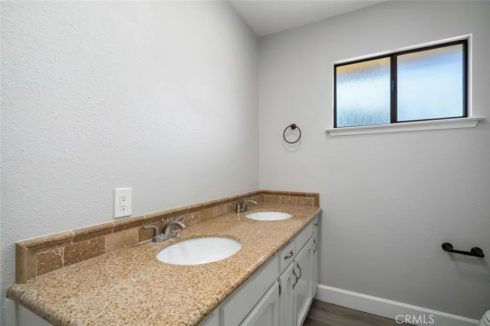 5675 Hermosilla Avenue Atascadero, CA 93422