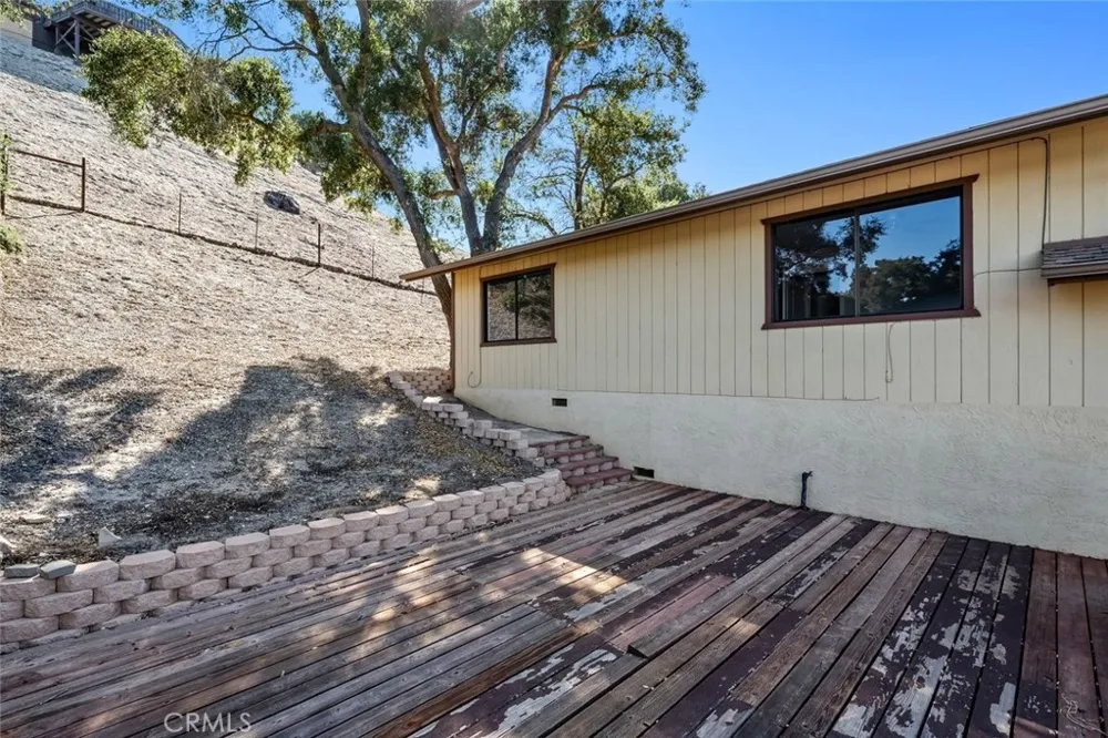 5675 Hermosilla Avenue Atascadero, CA 93422