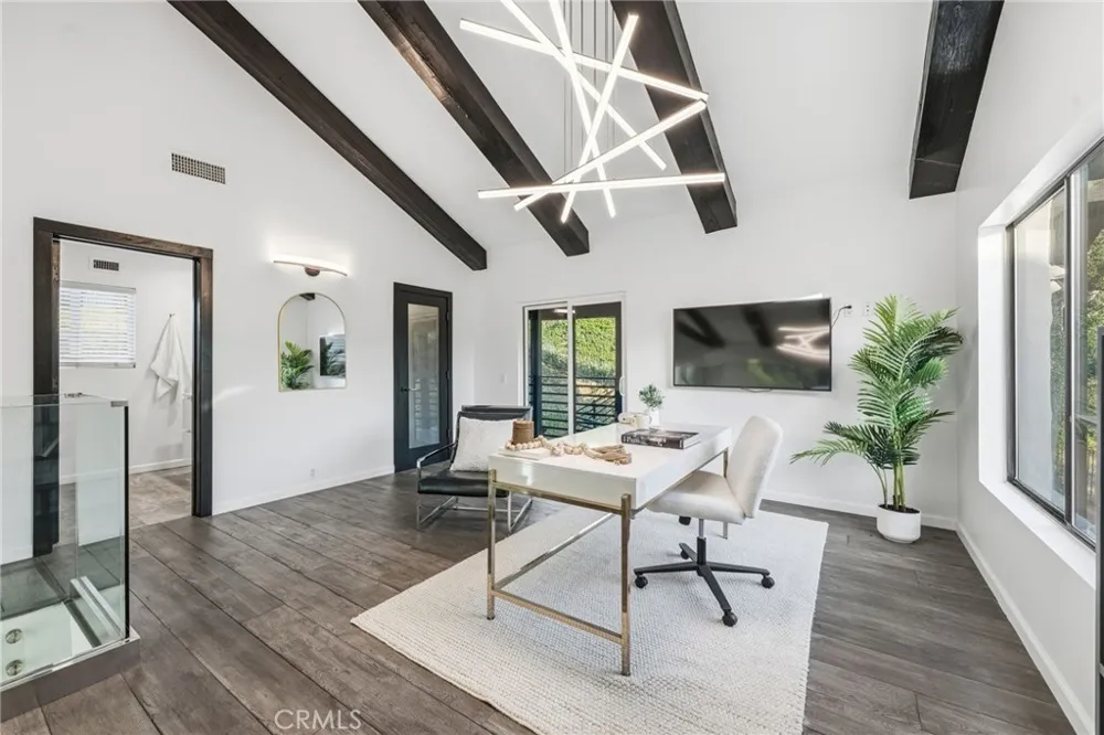 31673 Foxfield Westlake Village, CA 91361