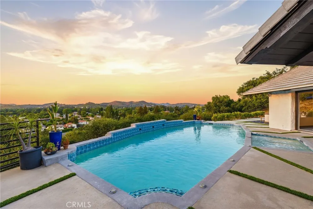 31673 Foxfield Westlake Village, CA 91361